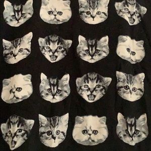 Urban Outfitters Tops - Cropped Urban Outfitters cat tee Urban Outfitters Tops - Cropped Urban Outfitters cat tee